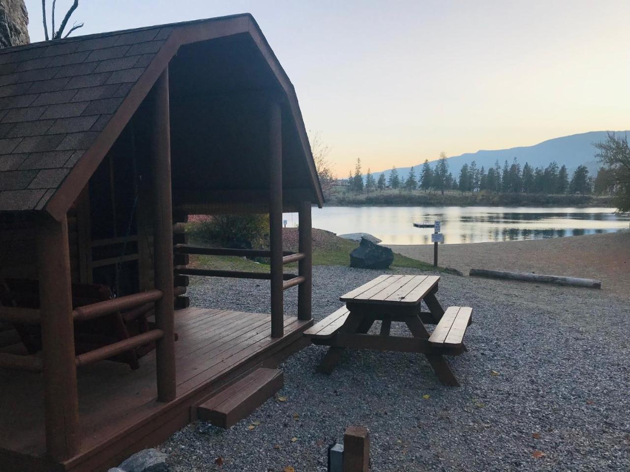 Hotel Gallagher Lake Parkbridge Okanagan-Similkameen Exteriér fotografie
